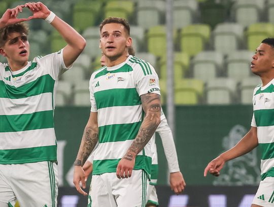 Ekstraklasa piłkarska – Lechia z licencją na nowy sezon i pięcioma ujemnymi punktami