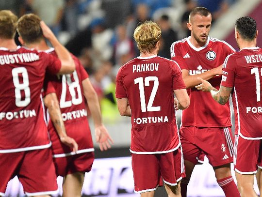 Ekstraklasa piłkarska – przychody klubów przekroczyły miliard złotych