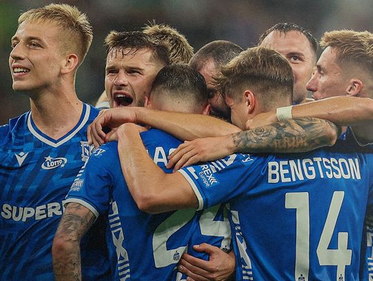 Ekstraklasa piłkarska - rehabilitacja Lecha i Pogoni
