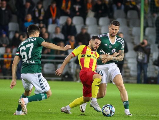 Ekstraklasa piłkarska - remis Legii w Kielcach, Widzew pokonał Górnika