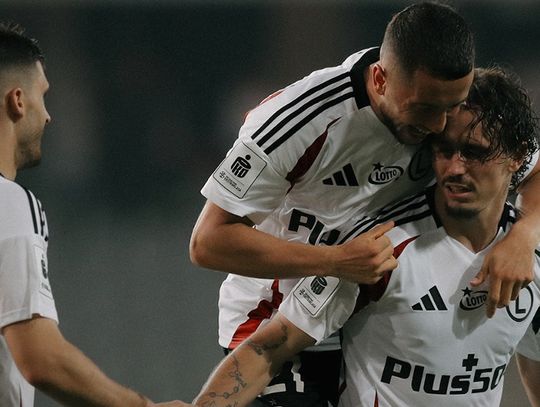 Ekstraklasa piłkarska - udany start Legii, wpadka Rakowa