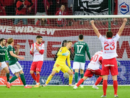 Ekstraklasa piłkarska - Widzew górą w klasyku, kolejka dla Jagiellonii