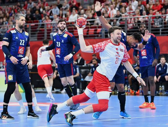 El. ME piłkarzy ręcznych - Francja - Polska 30:27. Mistrzowie olimpijscy wciąż bez porażki