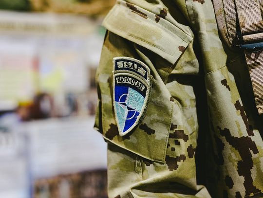 Europejskie kraje NATO i Kanada znacznie zwiększyły wydatki na obronę w 2025 roku; Polska na czele