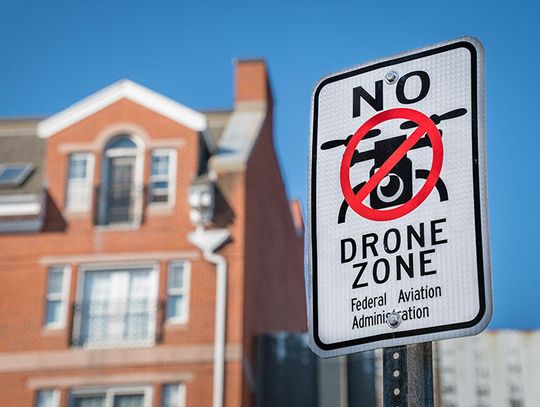 FAA wprowadziła bezprecedensowy zakaz lotów dronów nad Chicago