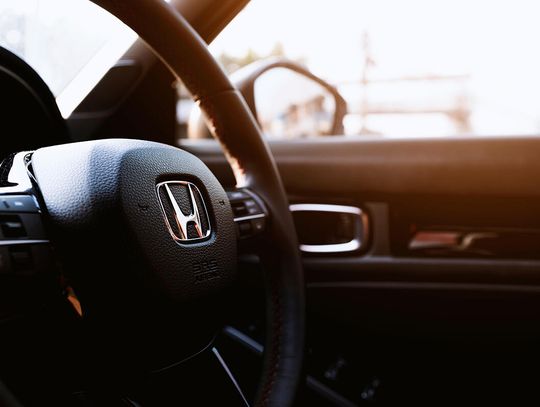 Fala kradzieży poduszek z Hond Civic – policja ostrzega