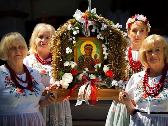 Festiwal Dożynkowy Związku Klubów Polskich powrócił w pełnej gali