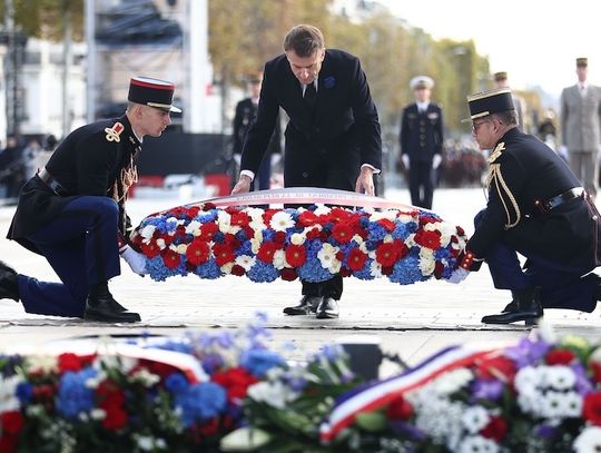 Francja. Obchody 105. rocznicy zakończenia I wojny światowej z udziałem prezydenta Macrona