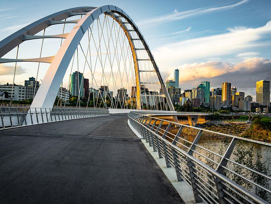 „FT”: administracja Trumpa rozmawia z liderami grupy, chcącej secesji Alberty od Kanady