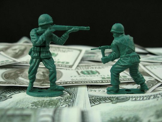 Globalne konflikty: jak wojna „tam” kosztuje cię „tutaj” Globalne konflikty: jak wojna „tam” kosztuje cię „tutaj”