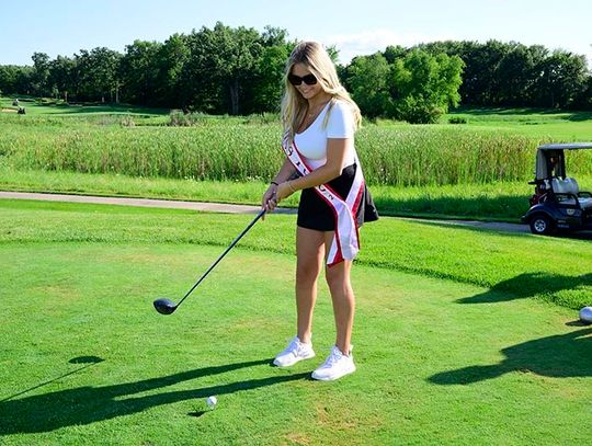 „Golf na Obcasach” na rzecz fundacji „Szlachetna Paczka”