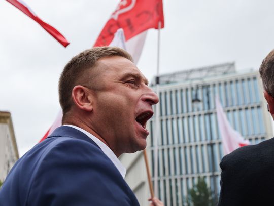 Gorzowski prokurator rozpoczął realizację polecenia ws. postawienia Bąkiewiczowi zarzutu