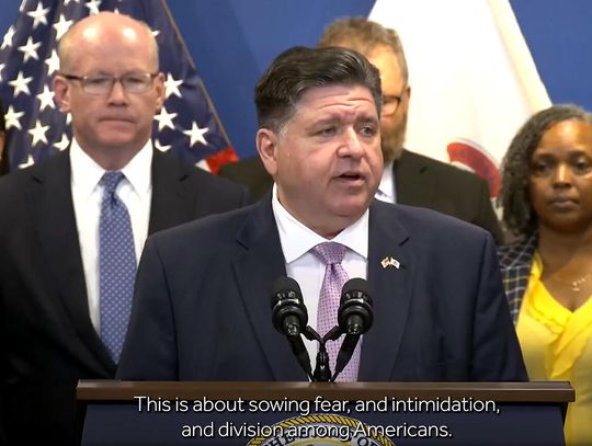 Gubernator: administracja prezydenta Trumpa chce wysłać 100 żołnierzy do Illinois (WIDEO)