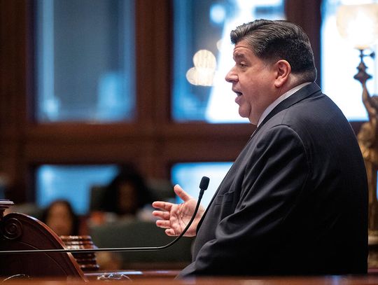 Gubernator Pritzker przed Kongresem USA bronił polityki imigracyjnej Illinois