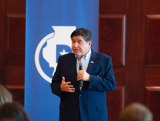 Gubernator Pritzker przyznał, że stosuje lek z grupy GLP-1, schudł 80 funtów