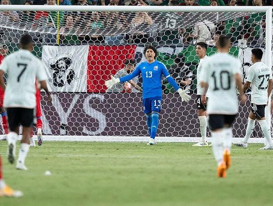 Guillermo Ochoa, uczestnik sześciu mundiali, zakończył karierę piłkarską