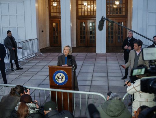 Hillary Clinton: Odpowiedziałam na wszystkie pytania ws. Epsteina, powtarzały się i były dziwne (WIDEO)