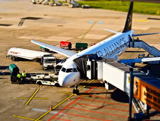 IATA: linie lotnicze w przyszłym roku zarobią 25,7 mld dol.