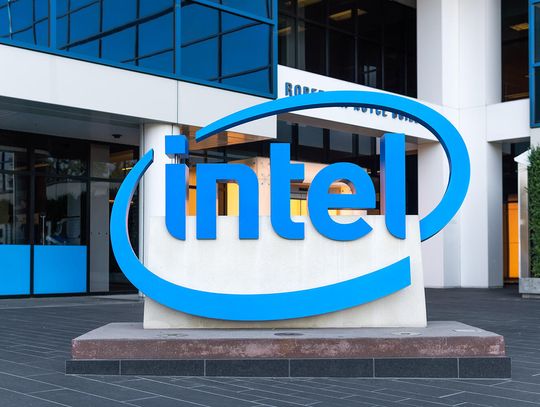 Intel: rezygnujemy z zaplanowanych projektów w Polsce i w Niemczech