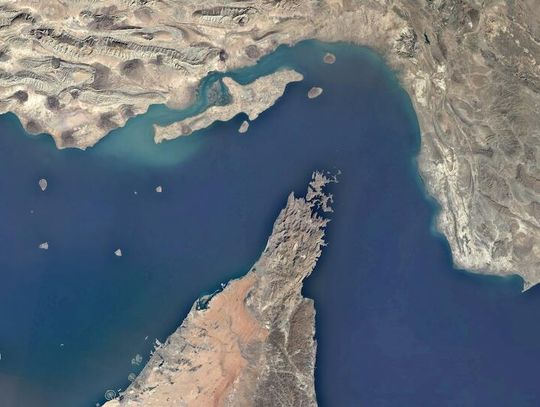 Iran zaatakował trzy kontenerowce w cieśninie Ormuz, dwa z nich przejął