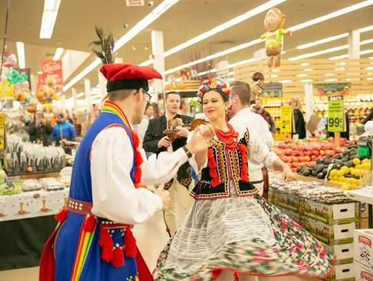 IV doroczne święto  polskiego smaku Jewel-Osco w stulecie Niepodległej