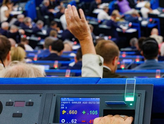 Jak nie przegrać sporu o pamięć