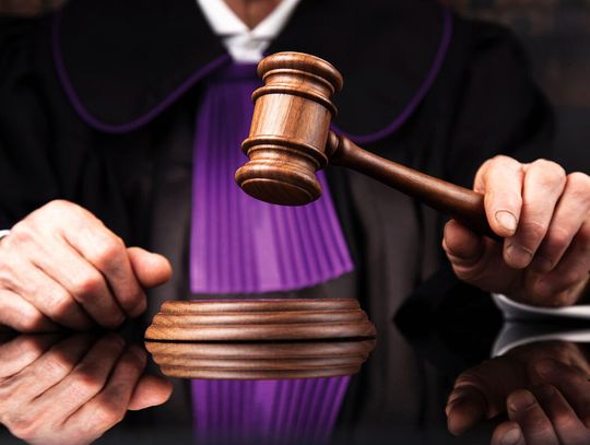 Jak sprawdzić kandydatów na sędziów w marcowych prawyborach?