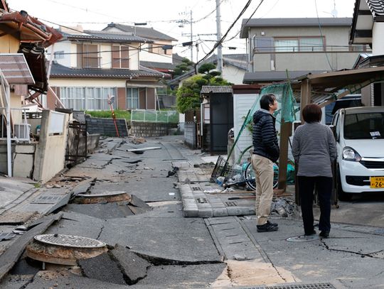 Japonia. Liczba ofiar wstrząsów na wyspie Kiusiu wzrosła do 41 (ZDJĘCIA)