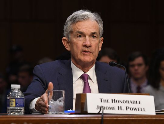 Jerome Powell zakończył burzliwą i naznaczoną kryzysami kadencję na czele Fed
