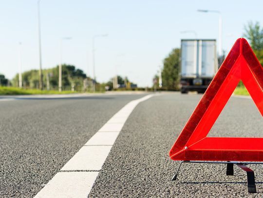 Kierowca ciężarówki aresztowany i zgłoszony ICE po śmiertelnym wypadku w Indianie