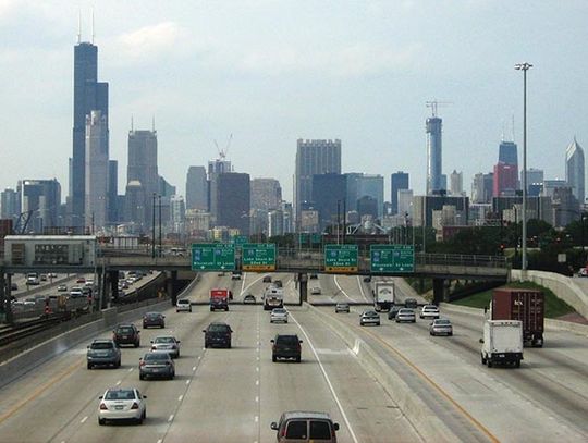 Kierowca w stanie krytycznym po kolejnej strzelaninie na chicagowskiej autostradzie