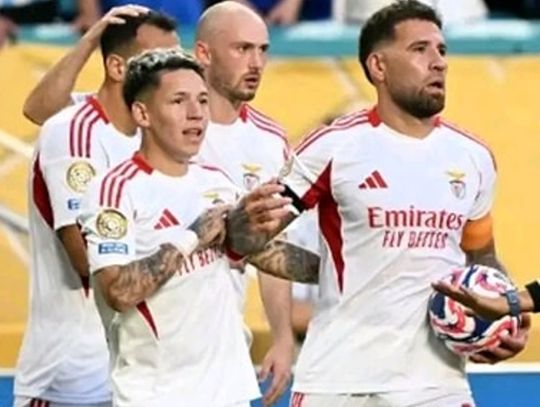 Klubowe MŚ w piłce nożnej - remis Boca Juniors z Benficą