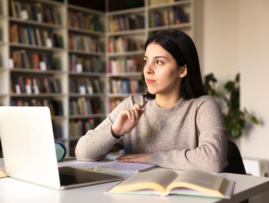 Konkurs CEP na wypracowanie dla studentów uczelni wyższych
