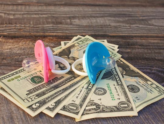 „Konta Trumpa” - dzieci urodzone w latach 2025-2028 otrzymają od państwa po 1000 dolarów