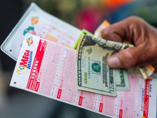 Kupon z wygraną 1,35 mld dolarów w Mega Millions sprzedany w Maine