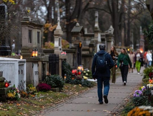 Kwesta na krakowskim cmentarzu Rakowickim Kwesta na krakowskim cmentarzu Rakowickim