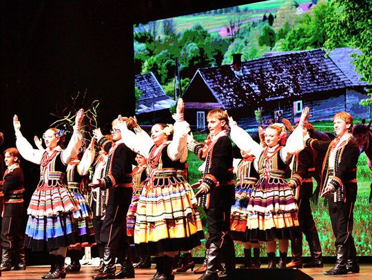 „Lajkonik” w wiosennej odsłonie – spotkanie z polską kulturą i folklorem w Copernicus Center