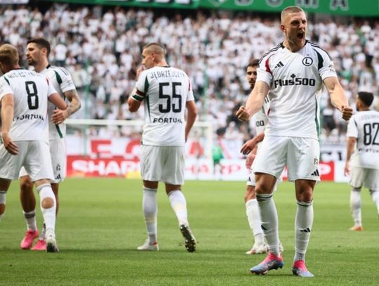 Legia blisko Ligi Konferencji. Wisła i Jagiellonia upokorzone na własnych boiskach 