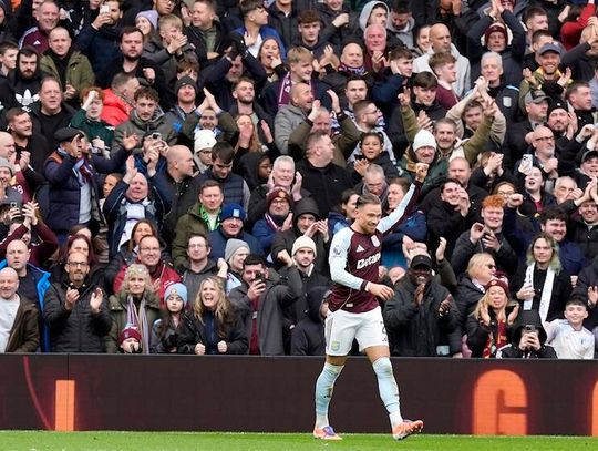 Liga angielska - gol Casha, Aston Villa pokonała Arsenal