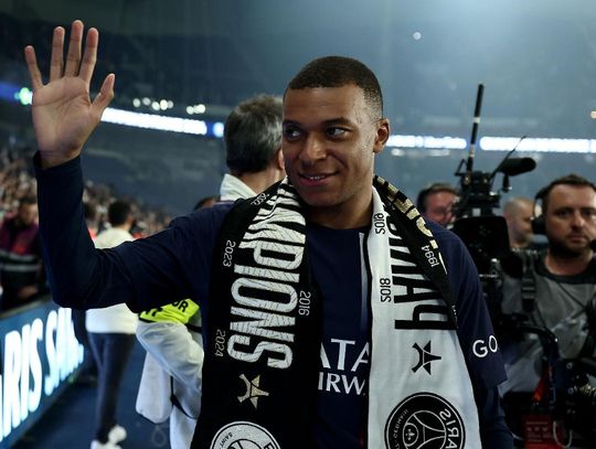 Liga francuska - kibice pożegnali Mbappe w Paryżu