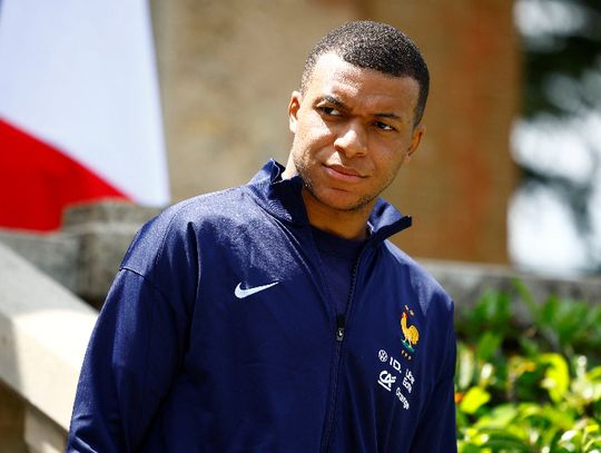 Liga hiszpańska - Mbappe podpisał 5-letni kontrakt z Realem