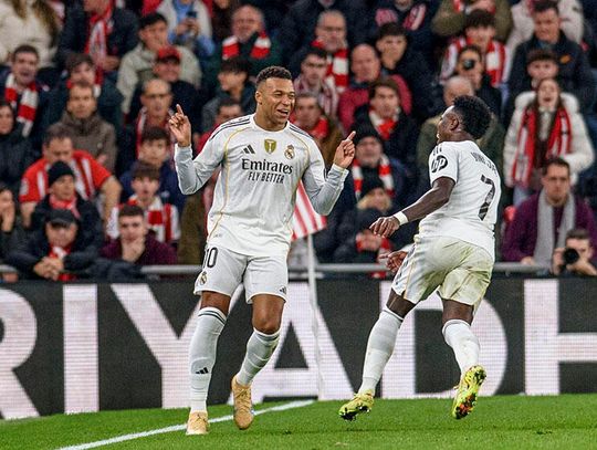 Liga hiszpańska - Real podąża za Barceloną, kolejne gole Mbappe