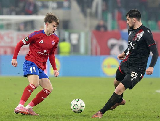 Liga Konferencji -  kolejkę przed końcem Raków trzeci w tabeli, Legia wyeliminowana