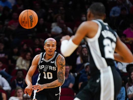 Liga NBA - 16 punktów Sochana, przerwana seria Grizzlies