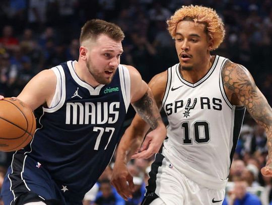 Liga NBA - 18 punktów Sochana, porażka Spurs na inaugurację