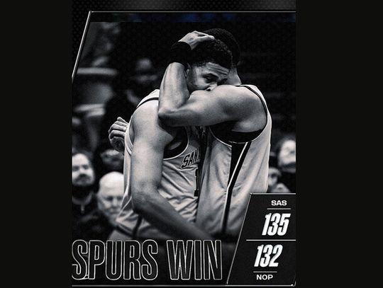 Liga NBA - dwa punkty Sochana w wygranym meczu Spurs