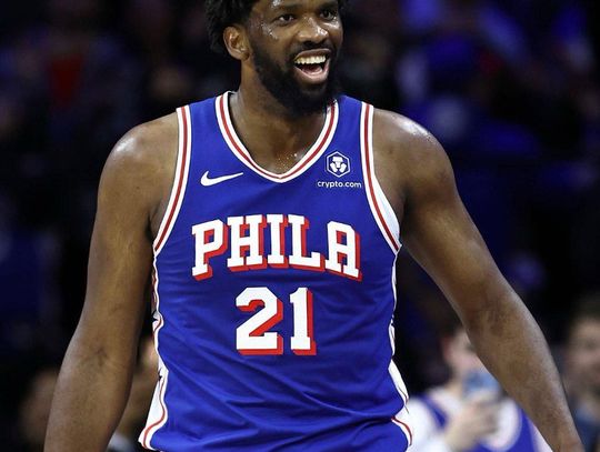 Liga NBA - Embiid przedłużył kontrakt z 76ers, w trzy lata zarobi 192,9 mln dolarów