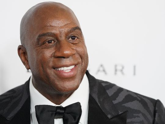 Liga NBA - "Forbes": Magic Johnson miliarderem