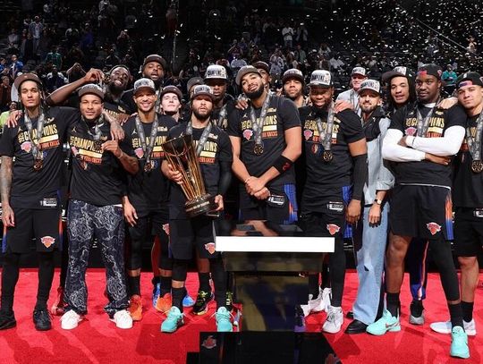 Liga NBA - Knicks pokonali Spurs w finale rozgrywek pucharowych