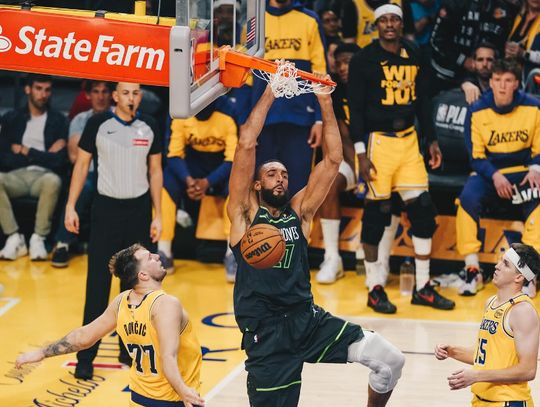 Liga NBA - Lakers wyeliminowani, Rockets się bronią